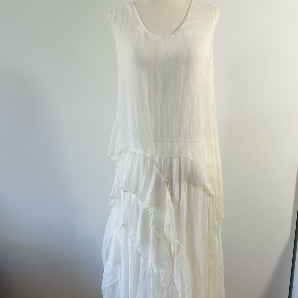 Chic White Layered Maxi Dress